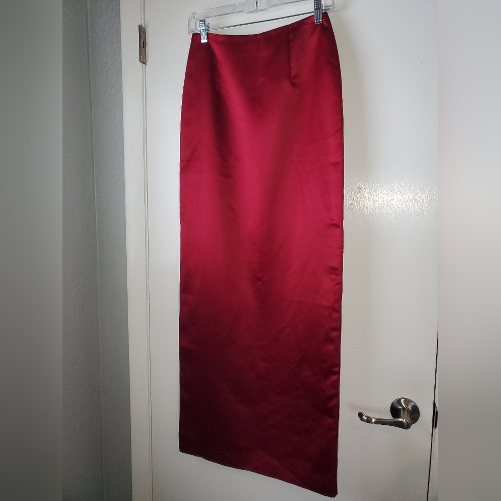 Nicole Miller Deep Burgundy Maxi Skirt - Picture 2 of 8